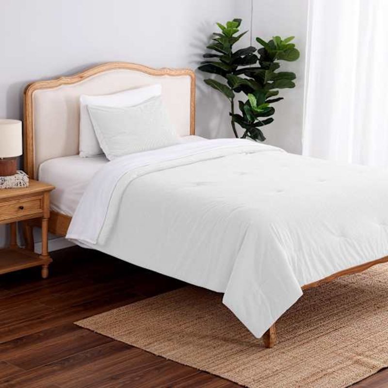 2-Piece White Plush Grid Comforter Set, Twin/Twin XL