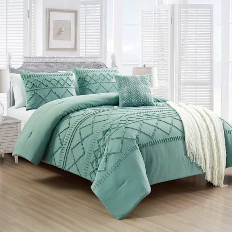 5-Piece Light Green Tufted Comforter Set, Full/Queen