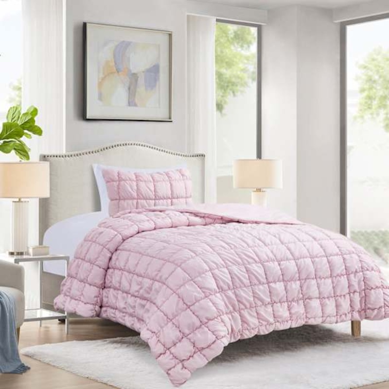2-Piece Pink Grid Microfiber Quilt Set, Twin/Twin XL