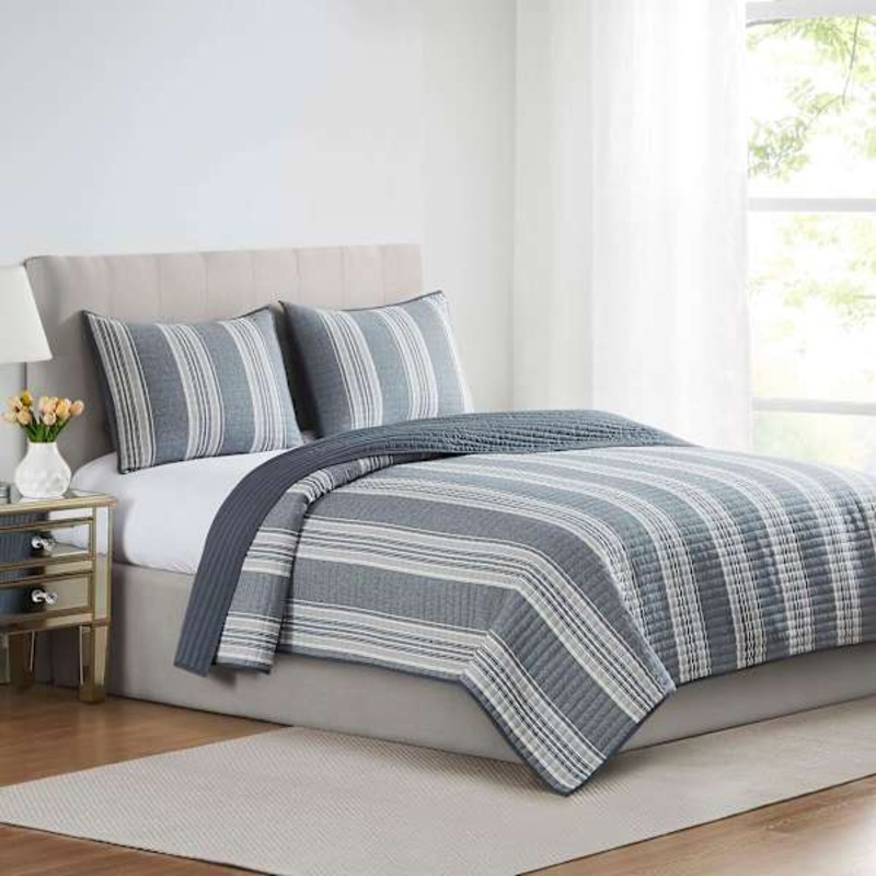 3-Piece Blue Striped Quilt Set, King