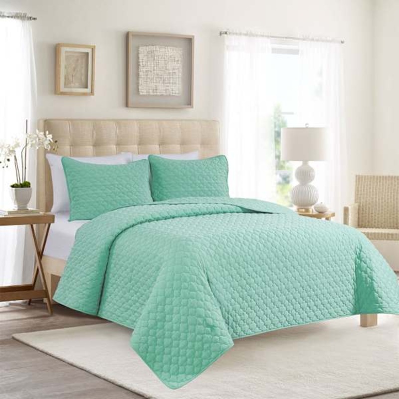 3-Piece Light Green Washed Microfiber Quilt Set, King