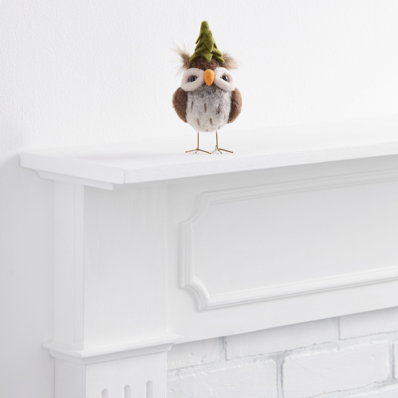 Wool Owl with Tree Hat Decor