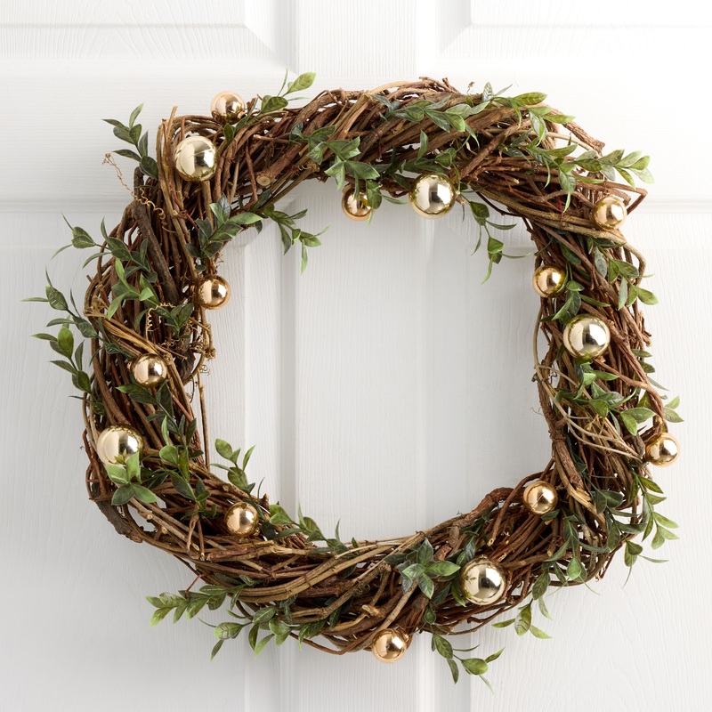 Twisted Twig and Faux Greenery Wreath with Gold Ornaments