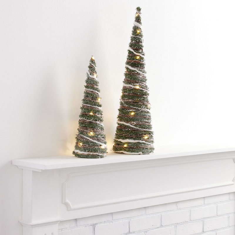 Vine and Yarn LED Light Up Tree Tabletop Decor