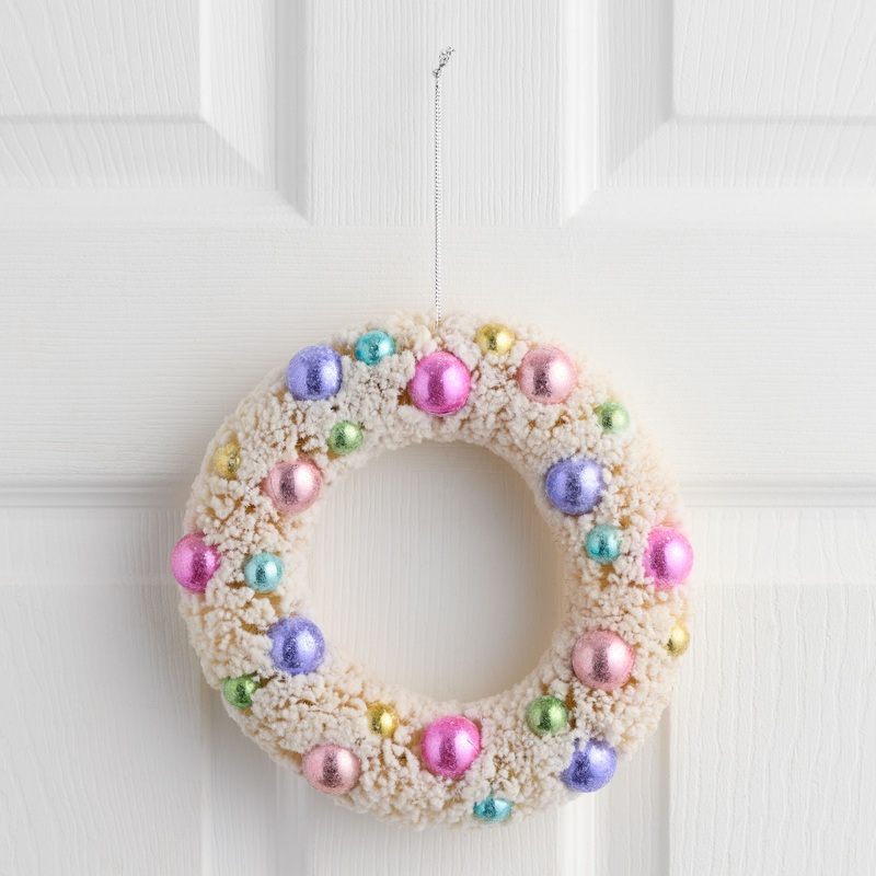 White Retro Flocked Bottlebrush Wreath