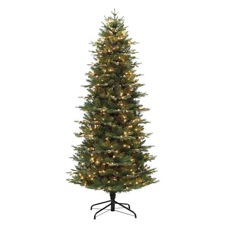 (B10) Pre-Lit Seattle Spruce Christmas Tree, 7.5′