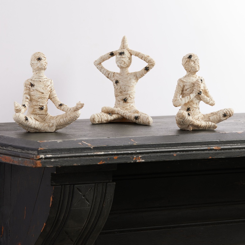 Yoga Mummy With Spiders Decor Set of 3