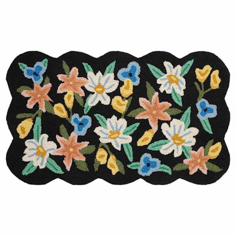 Frankie Black Scalloped Floral Accent Rug, 27×45