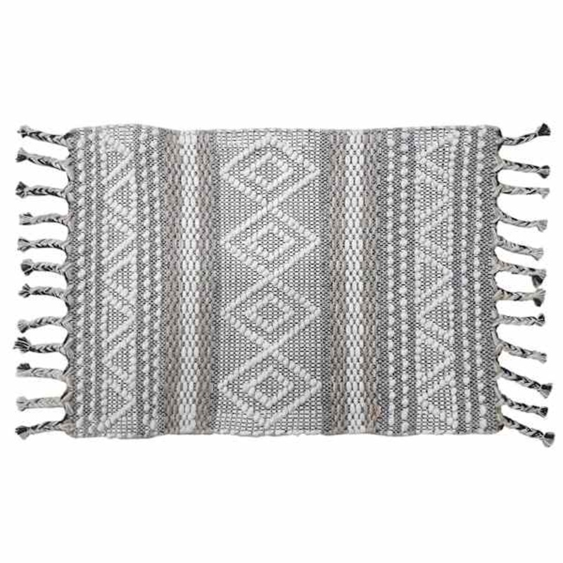 Ivory Diamond Design Fringe Accent Rug, 2×3