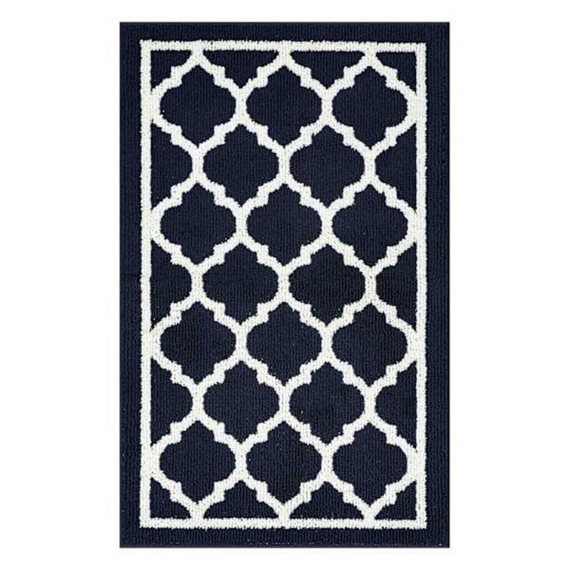 Julia Navy Quatrefoil Washable Tufted Accent Rug, 26×44