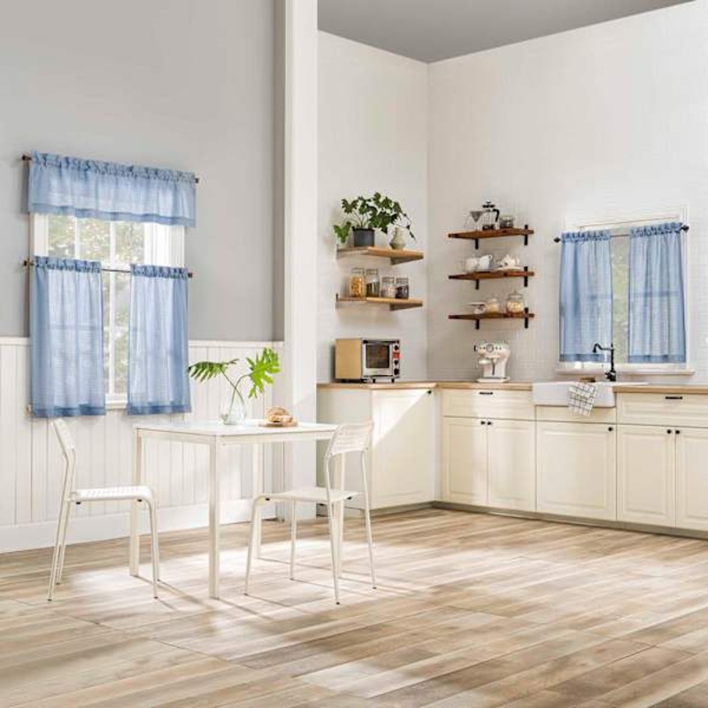 Wilton Chambray Small Curtain Valance, 54″