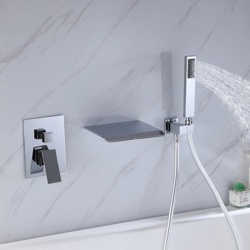 Solid Brass Single Handle Wall Mount Tub Faucet in Polished Chrome