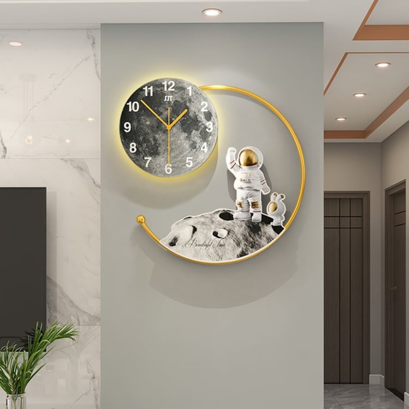 20.5″ Modern Astronaut Metal Acrylic Round Wall Clock with LED Lights