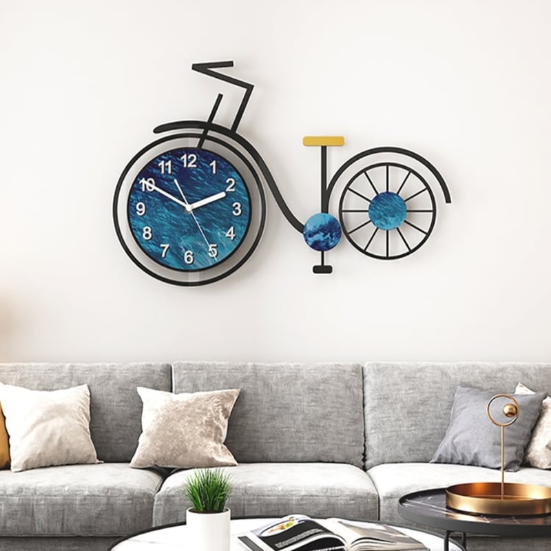 24.6″ Modern 3D Acrylic Silent Large Bicycle Wall Clock Home Decor Art in Black & Blue